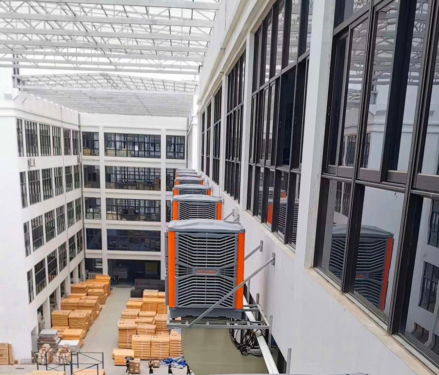 钢结构厂房通风降温，广西欧昌环保让车间凉爽起来省电得很！